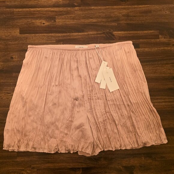 Vince Pants - Vince Crushed Satin Pleated Shorts Champagne L NWT MSRP $245